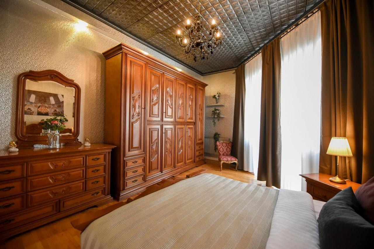 The Museum - Wonderful Super Central Apartment Bucharest Luaran gambar