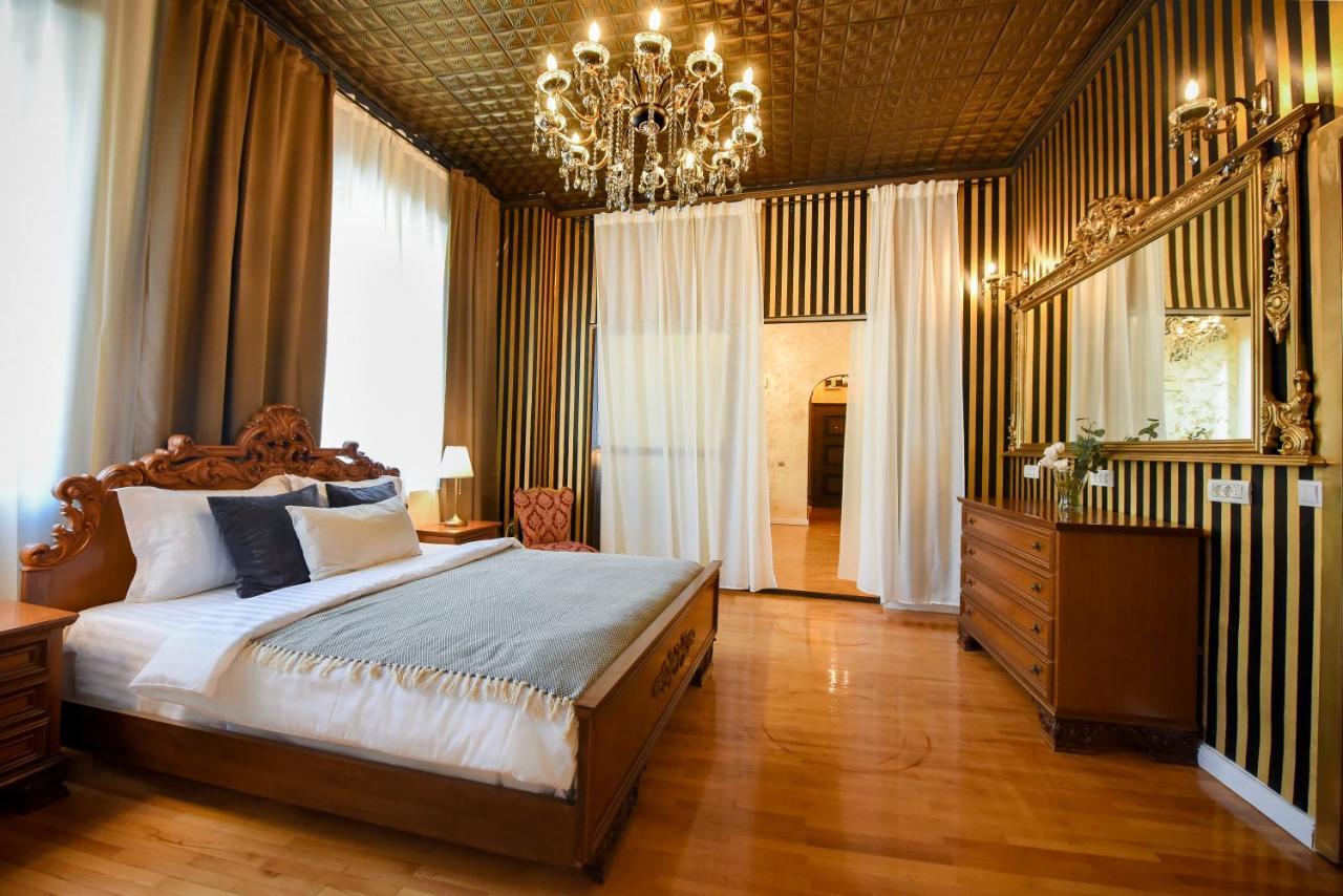 The Museum - Wonderful Super Central Apartment Bucharest Luaran gambar